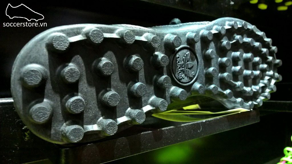 adidas kaiser 5 team astro